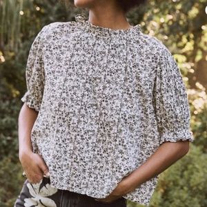 NWOT The Great Songbird Top In White Meadow Floral